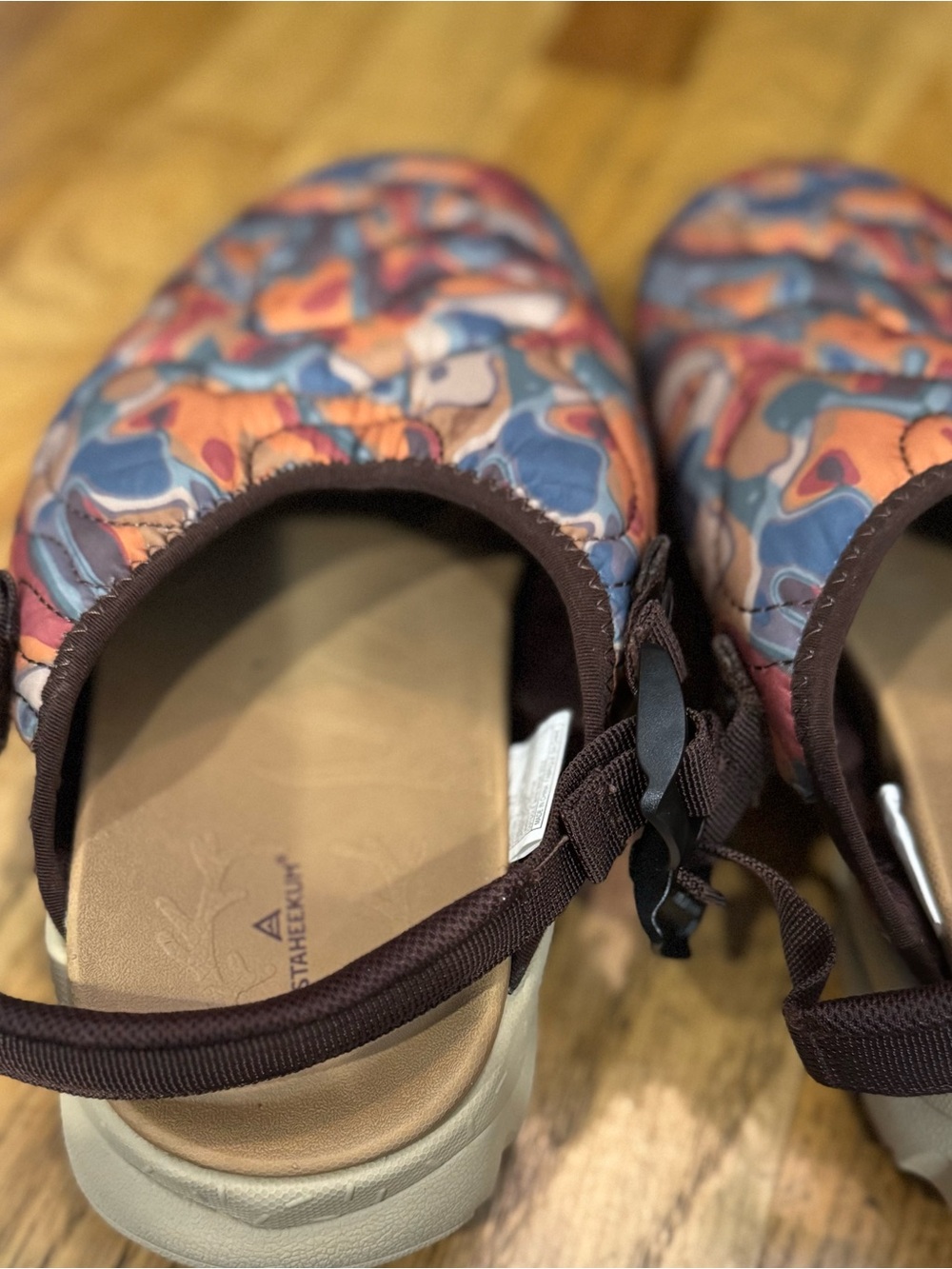 Men’s Size 11 Staheekum Embark Clog Sandal Slip-on - Picture 3 of 10